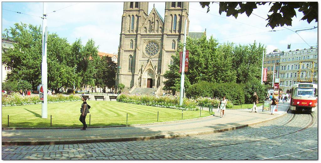 Apartmany Machek Prague Luaran gambar