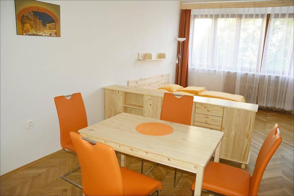 Apartmany Machek Prague Luaran gambar